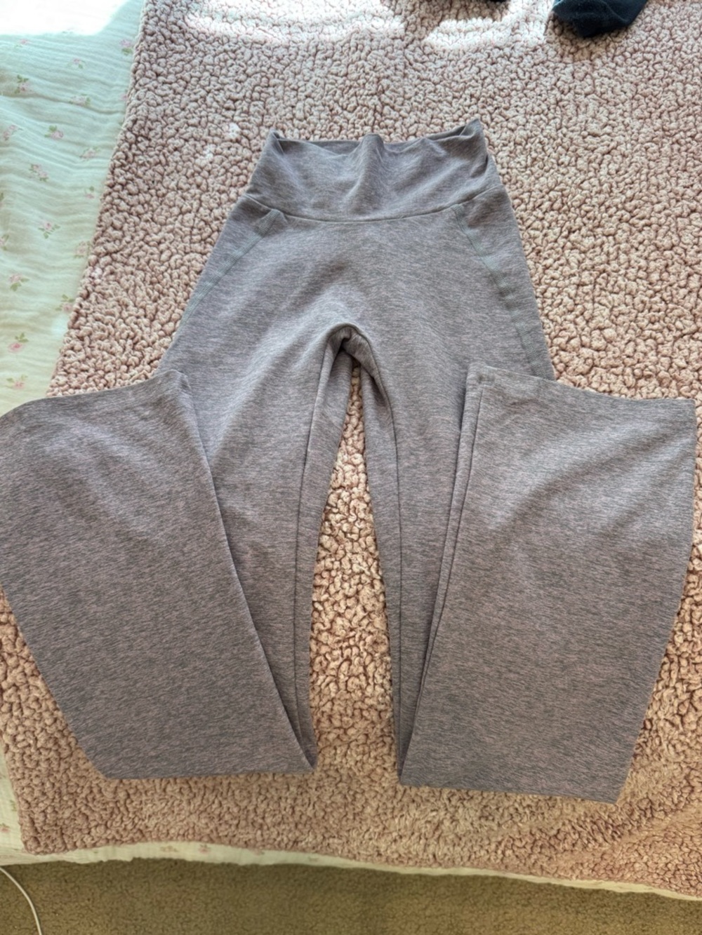Bombshell Sportswear light purple  Flared Leggings